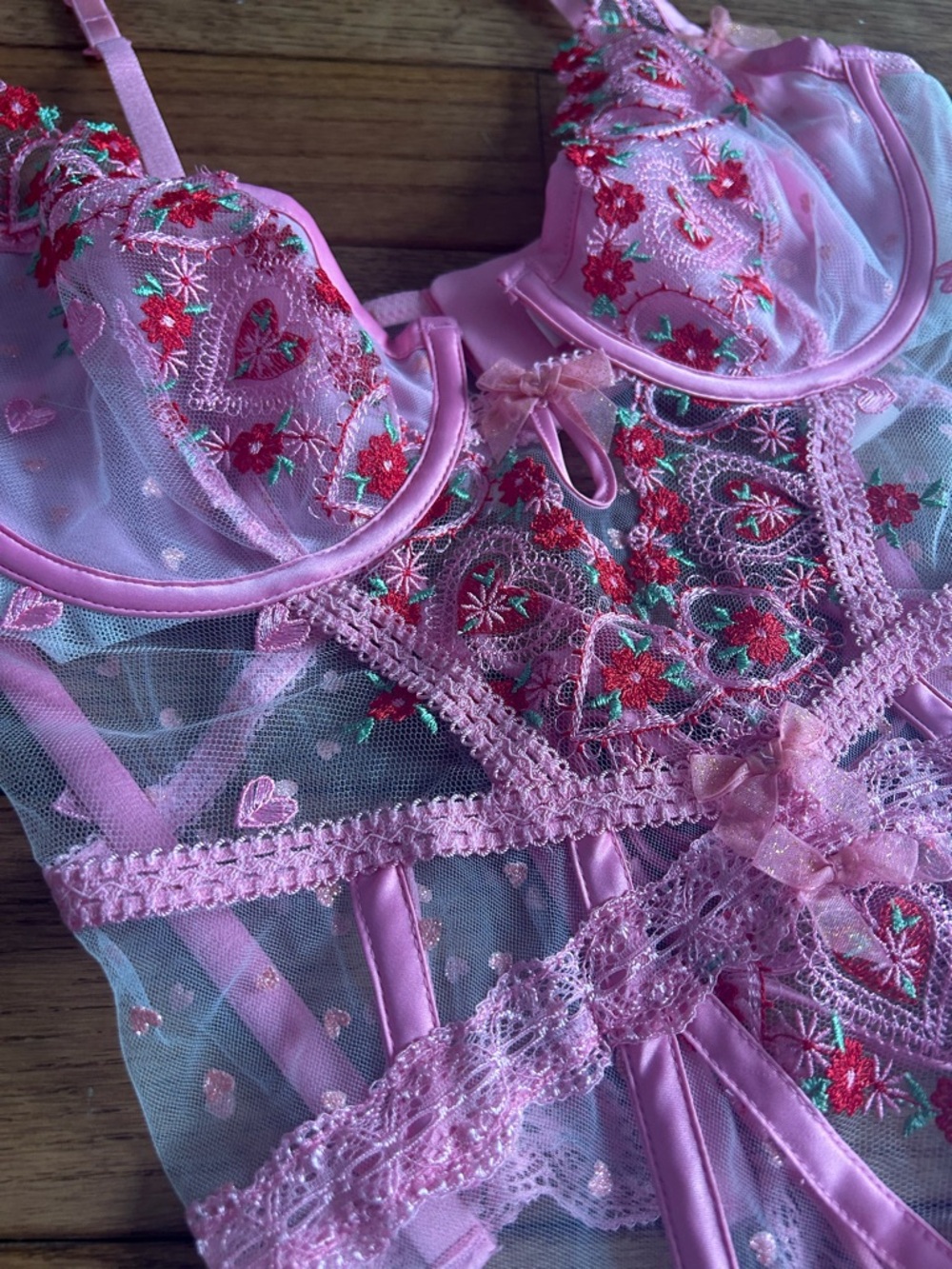 For love & lemons whimsical garden teddy - Picture 12 of 13